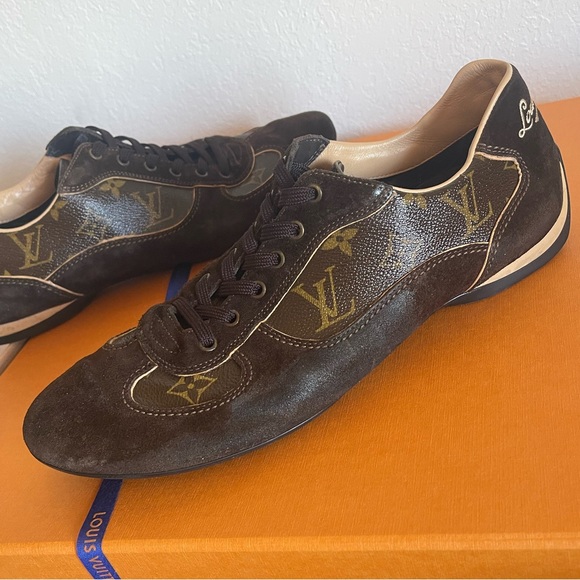 Louis Vuitton Sneakers Size 8 - Picture 9 of 13